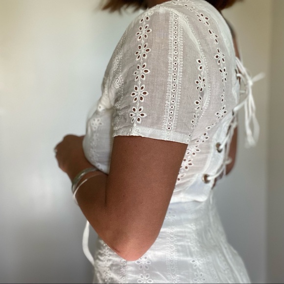 Choies | Laced Up Eyelet Lace Romper - Picture 4 of 11